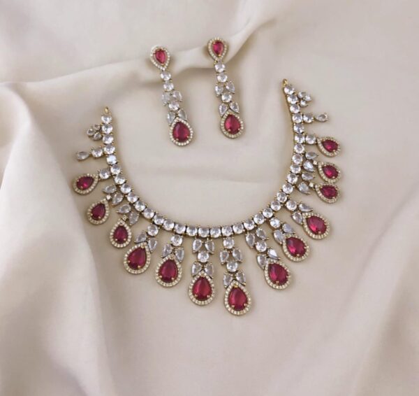 Royal Blue Stone Bridal Necklace Set – Antique Gold Finish with Elegant Earrings - Image 2